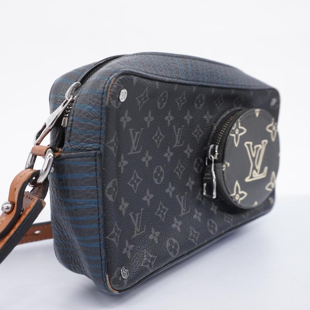 Louis Vuitton Shoulder Volga Black Strap On Bag